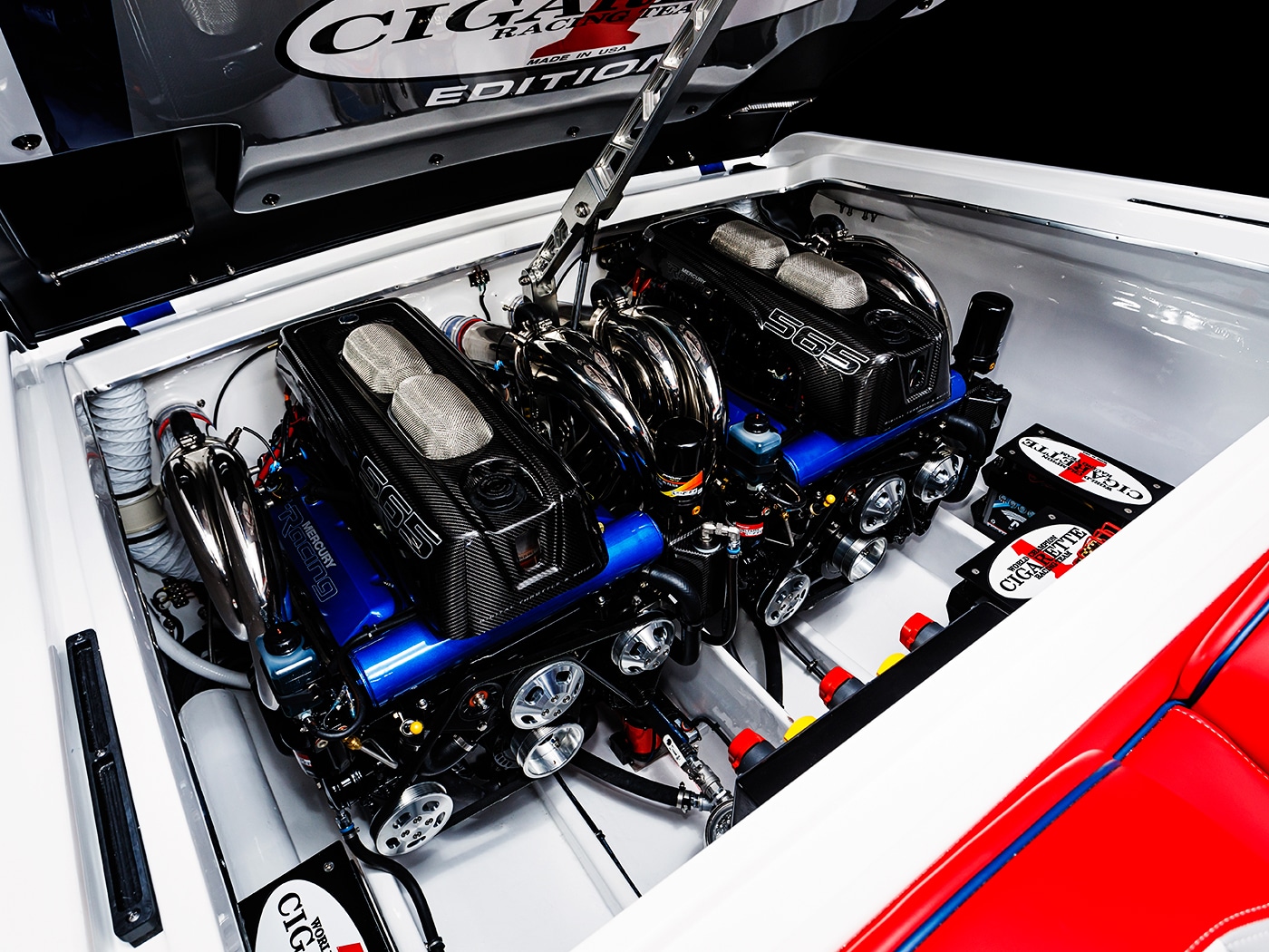 cigarette boat engine 38' Top Gun | Cigarette Racing