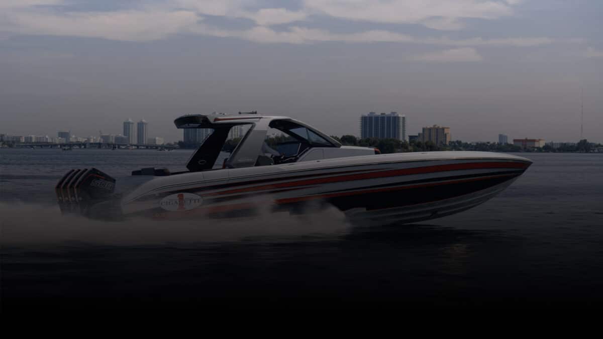 42 ft cigarette center console Cigarette 42 Auroris